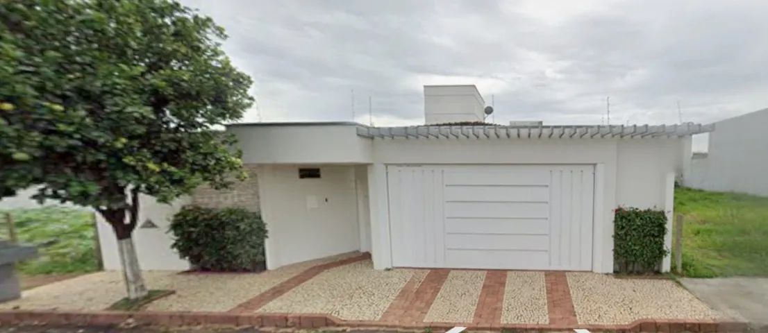 Linda Casa Terrea Jardim Karaiba