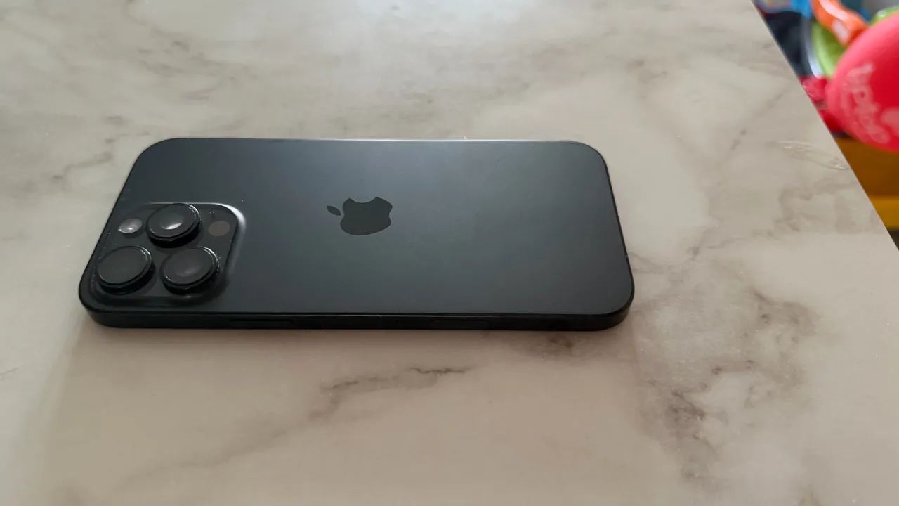 iPhone 16 Pro Max 256 - Foto 2