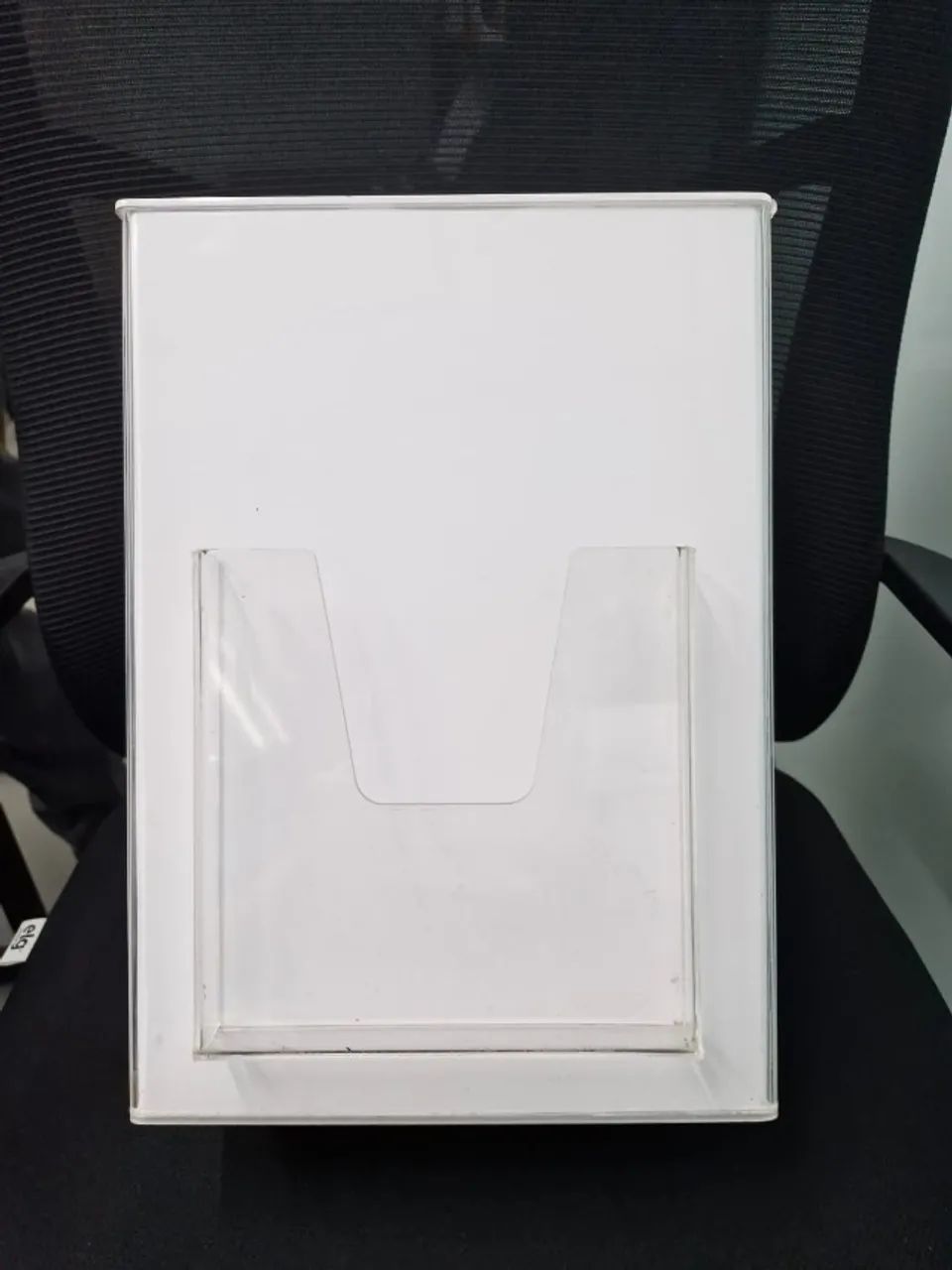 Caixa de sugestões em Acrilico; (Altura: 35cm x Largura: 25cm x Profundidade: 16cm)  Pode  - Foto 3