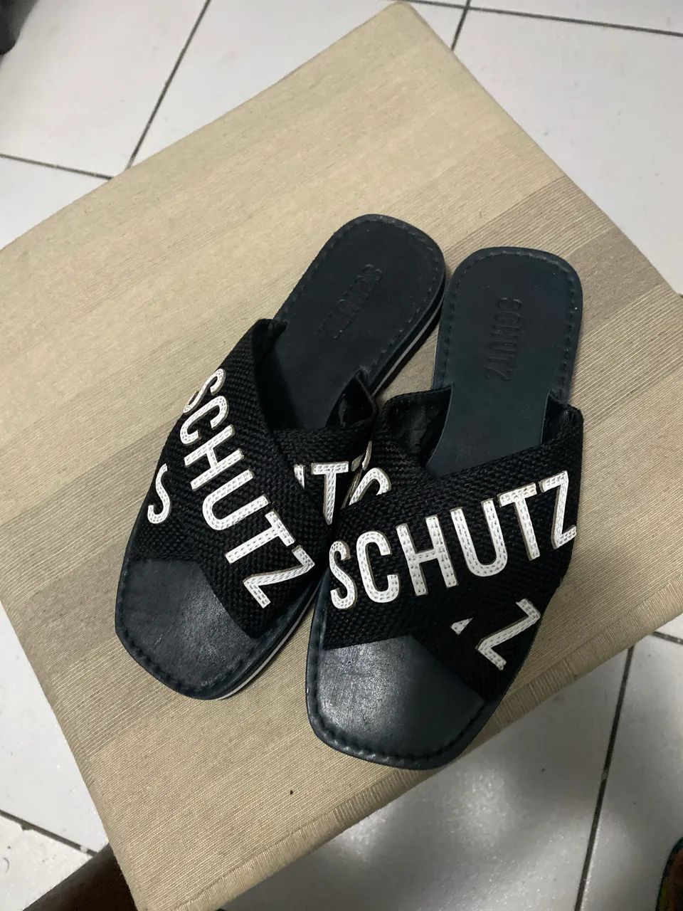 Sandália original SCHUTZ Br34