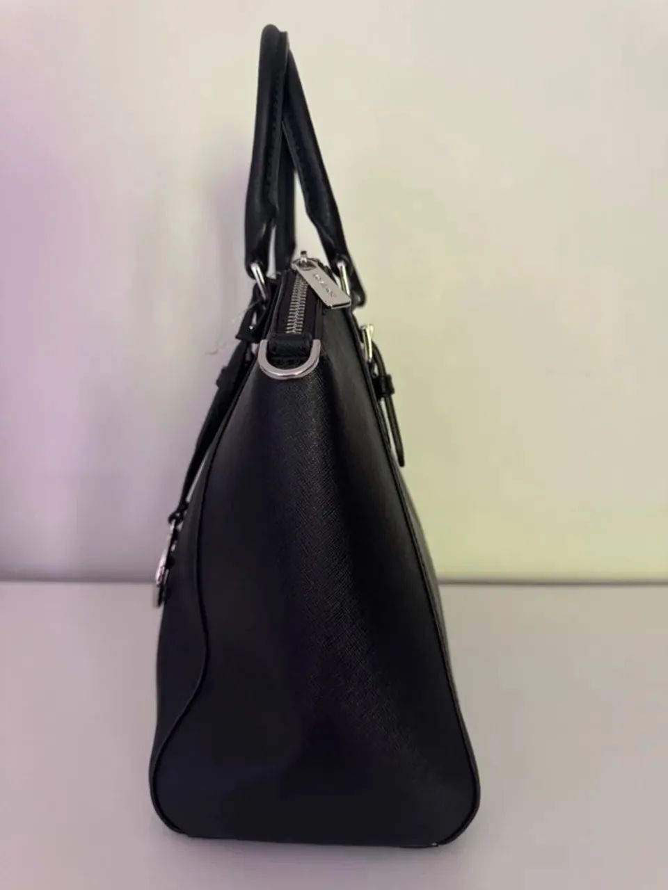 Bolsa Michael Kors Preta - IMPORTADA - Foto 5