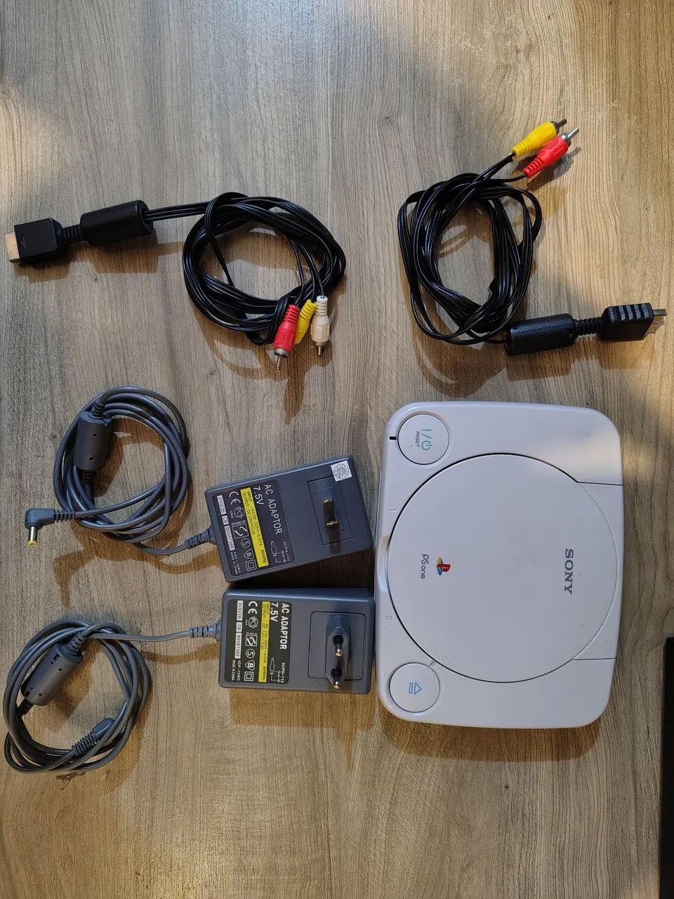 Play Station One com Defeito