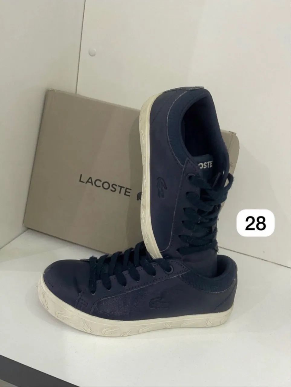 Tênis Lacoste infantil 