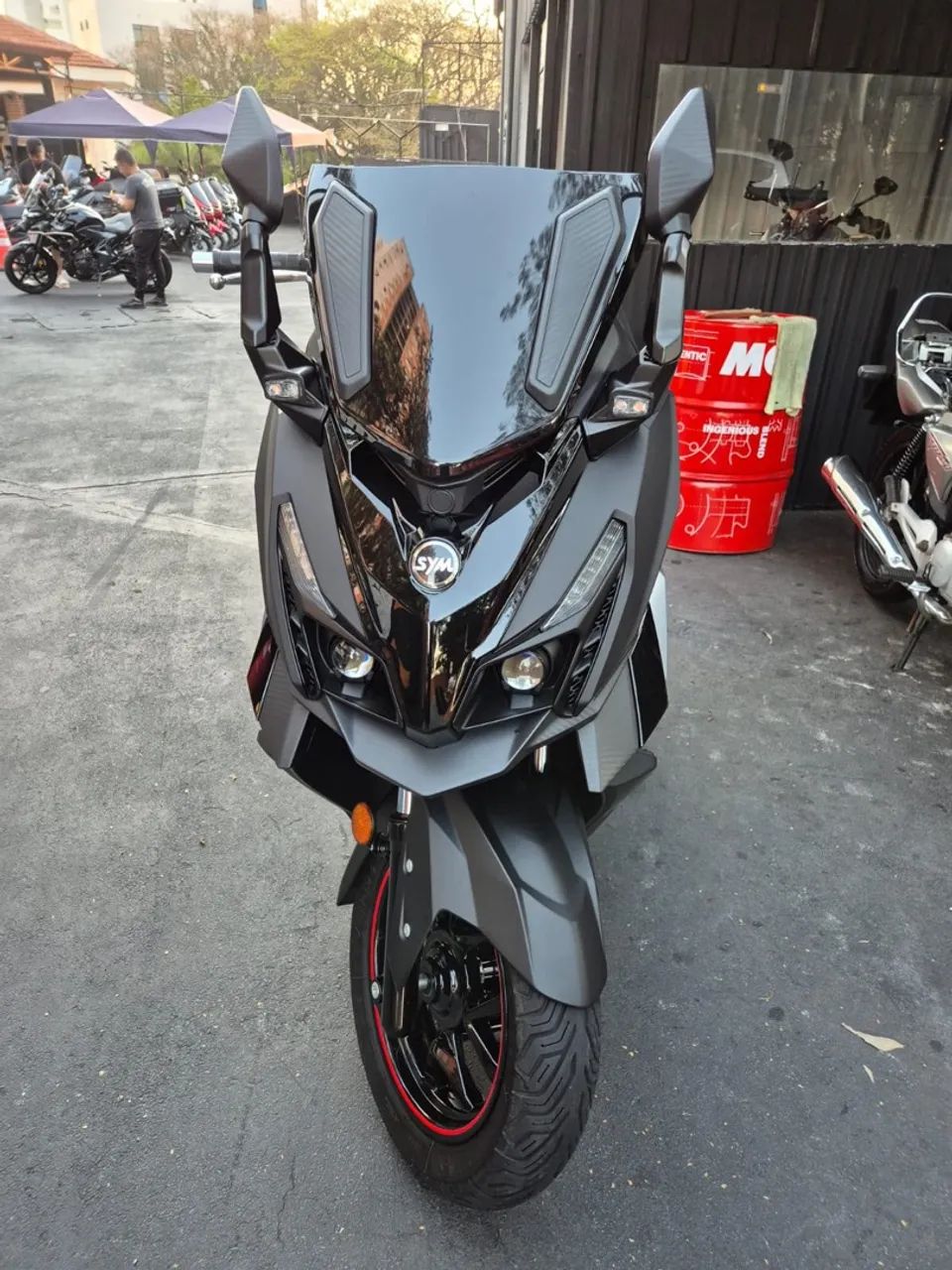 DAFRA CRUISYM 300 2023 - Foto 4