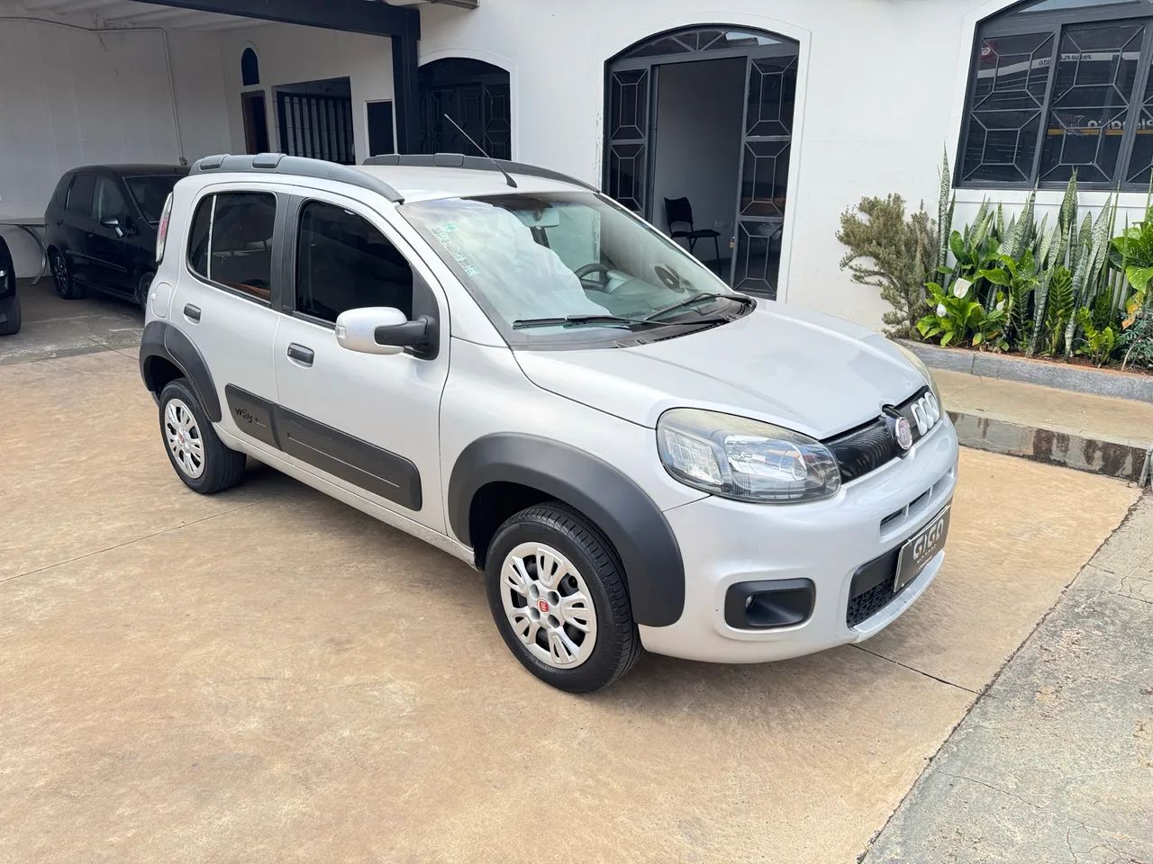 Fiat Uno WAY Celeb. 1.0 EVO Fire Flex 8V 5P 2015 - Foto 2