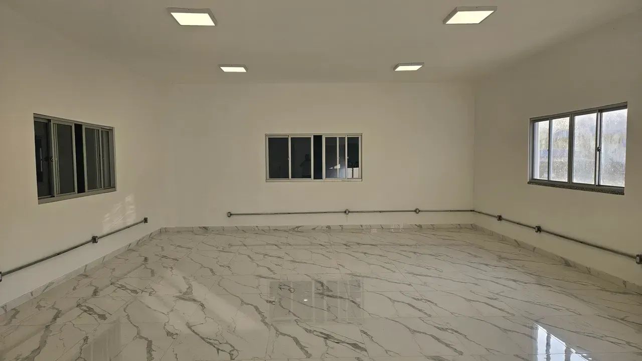 Galpão 1200m2 com doca - Foto 5