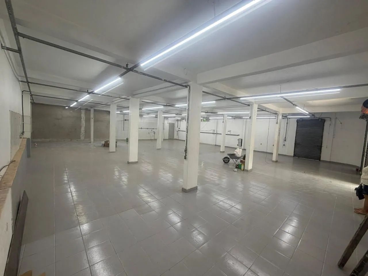 Ponto Comercial 250m2. Tarumã.