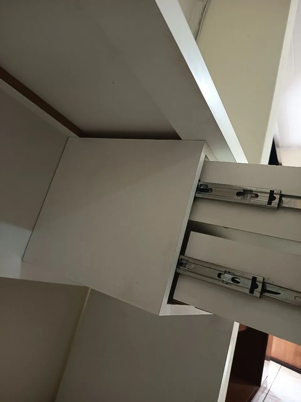 Escrivaninha em MDF - Foto 4