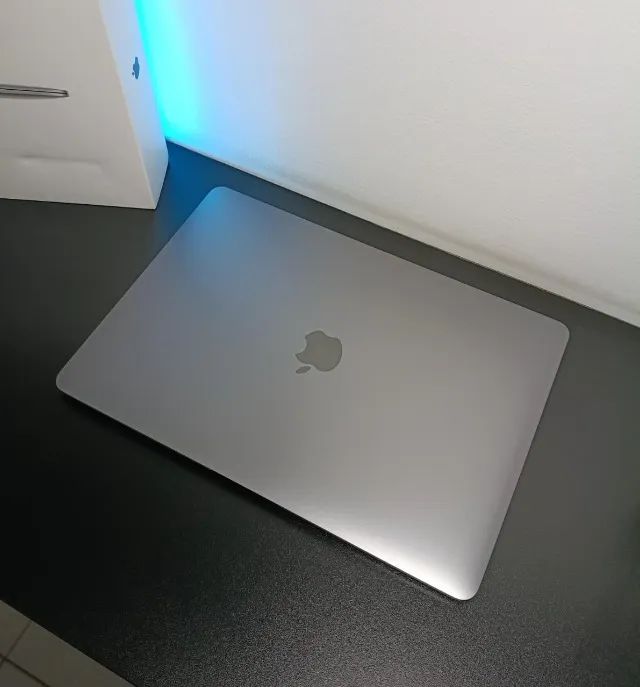 【美品】MacBook Air M1 8GB 256GB /バッテリー100 Apple Macbook Air 13” MGND3BZ/A M1 8GB SSD de 256GB Dourado (2020
