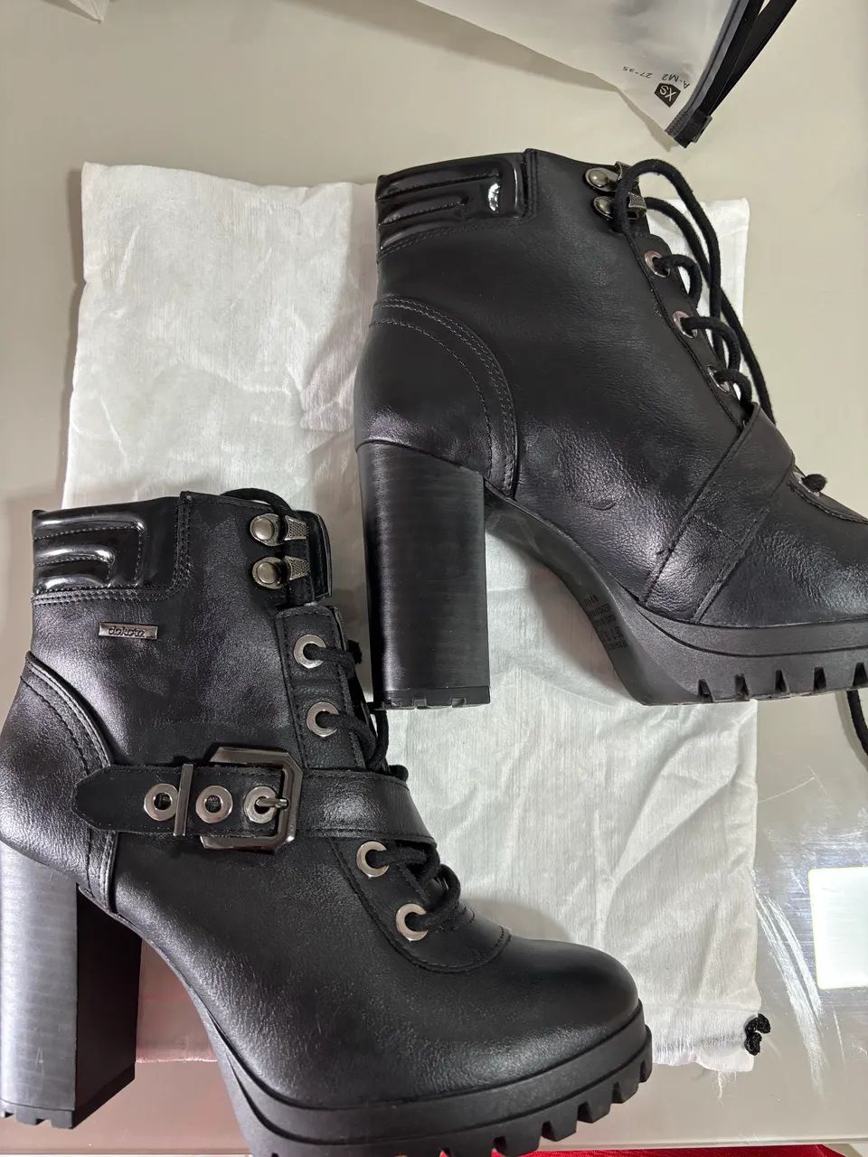Bota seminova