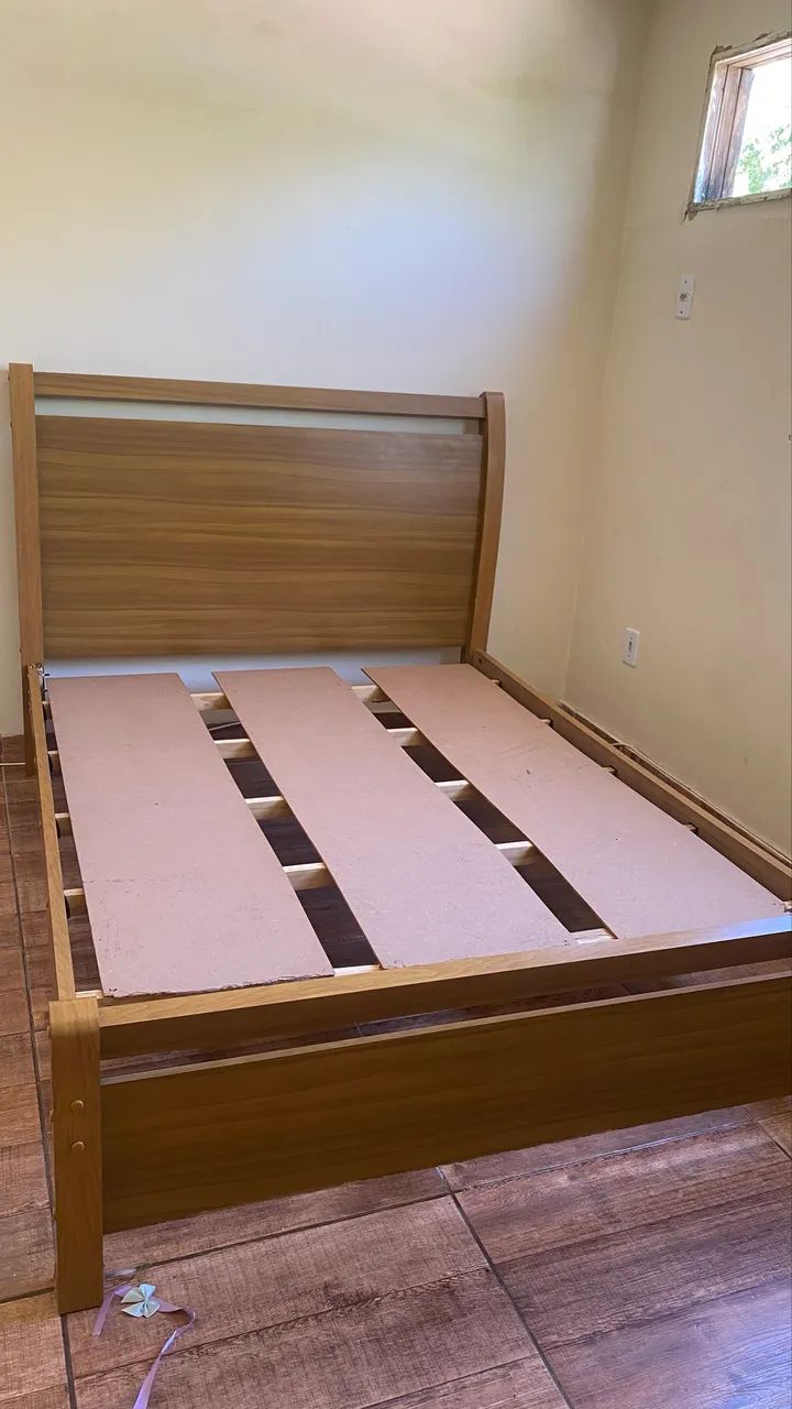 Cama de casal em madeira SEM COLCHÃO  - Foto 2
