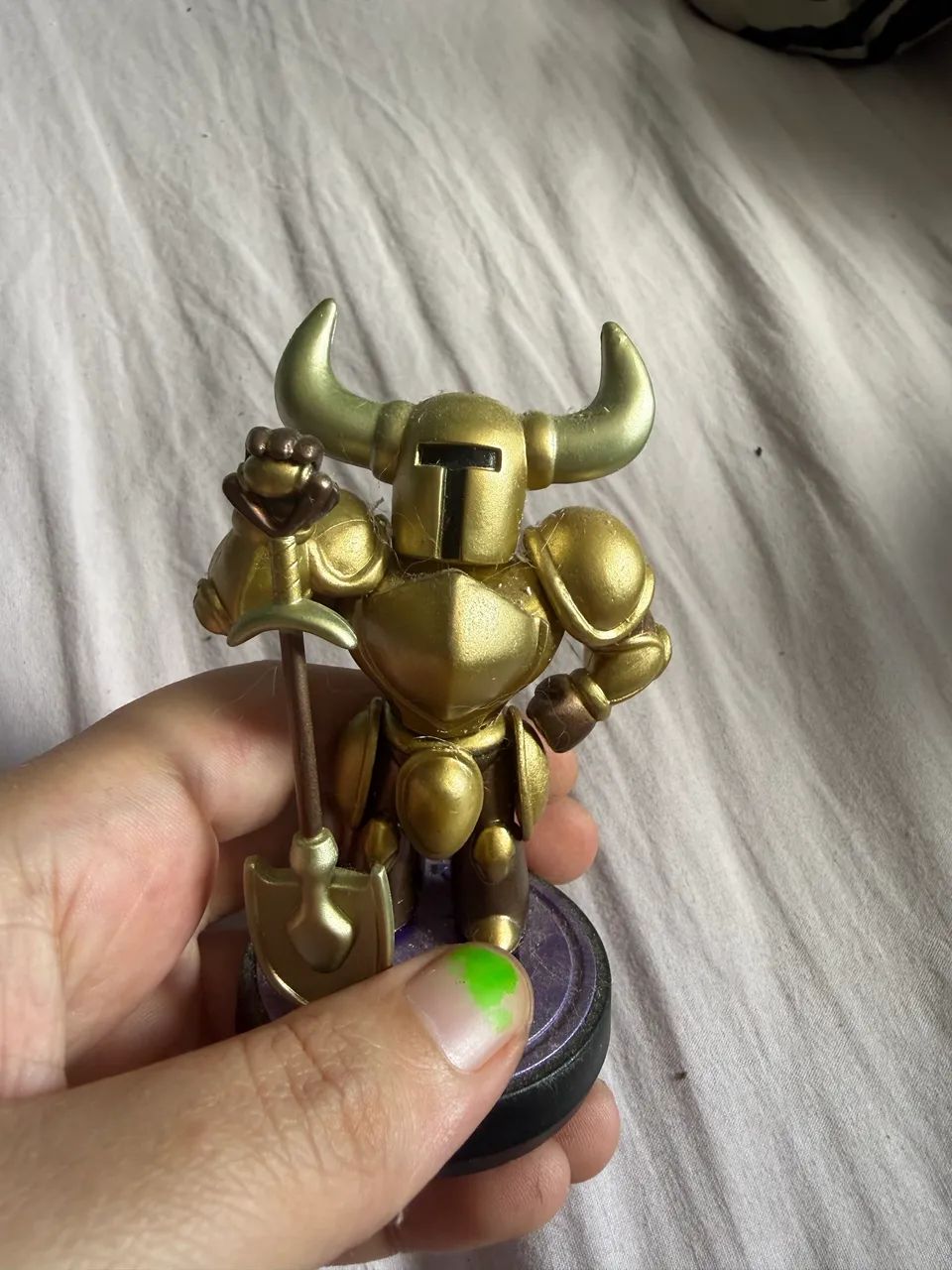 Shovel knight gold amiibo
