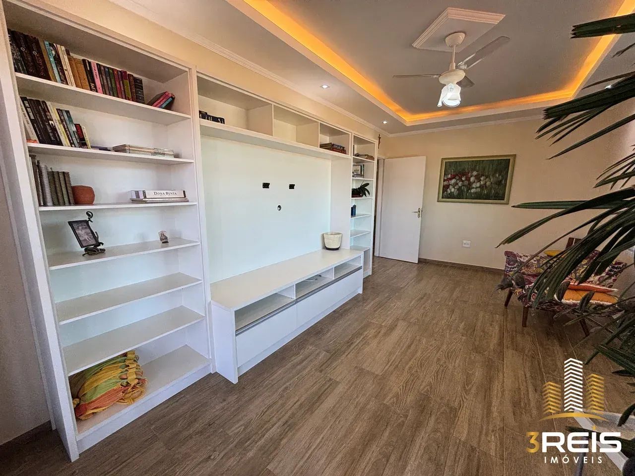 CASA COM EXCELENTE ÁREA E VISTA PRIVILEGIADA EM SOCORRO/SP - Foto 2