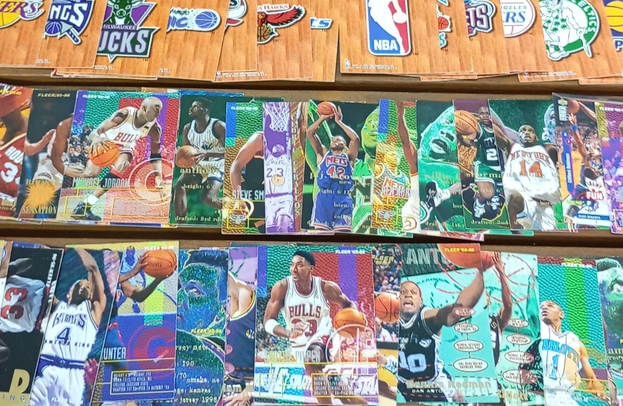 Álbum NBA Temporada 96-97 - Hobbies e coleções - Colina Sorriso