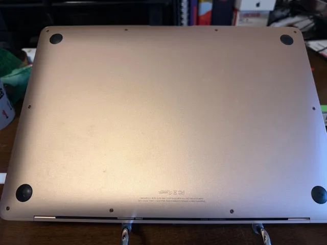 Macbook Air 13 Retina, 2020 Processador 1,1GHz intel Core i5 Quad