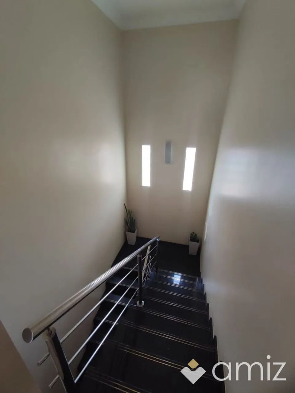 Sobrado com 3 quartos, sendo 1 suíte no Setor Morada do Sol - Foto 3