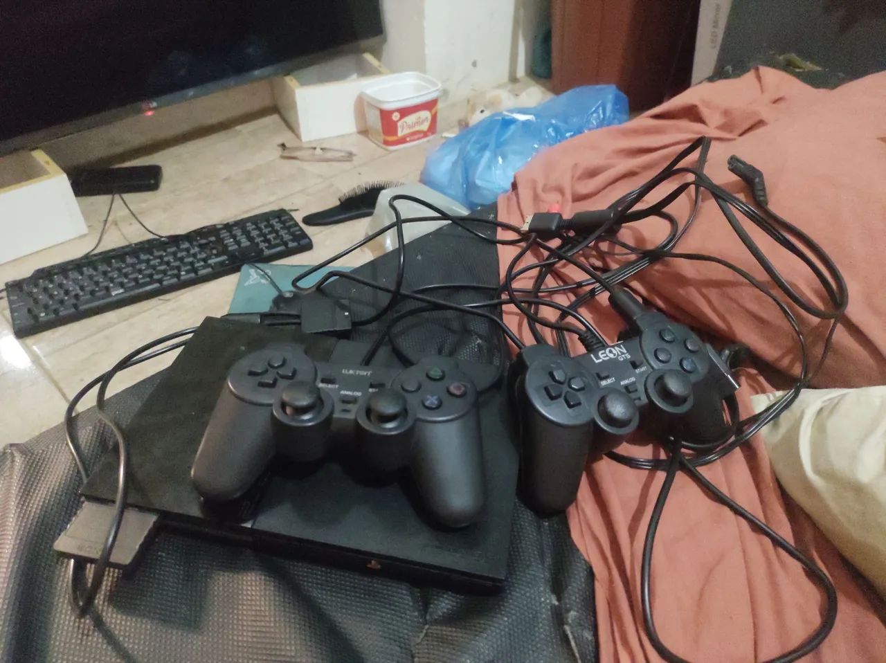 PS2 SLIM ( COM DEFEITO) 