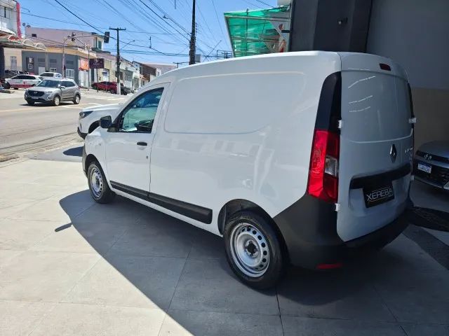 Renault Kangoo Advanced 1.6 16V Flex Mec. 2025 - Foto 4