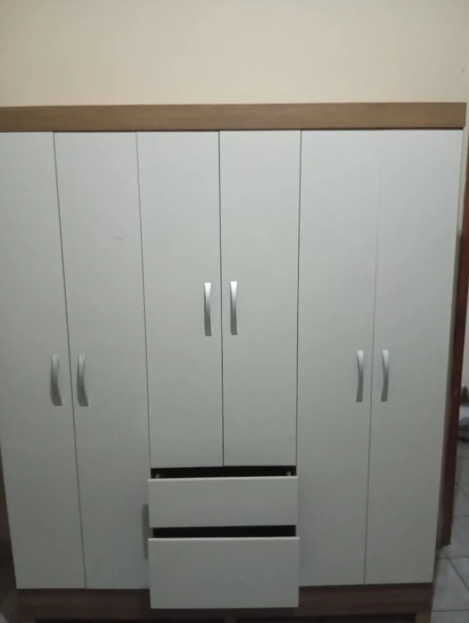 Guarda Roupa 6 portas
