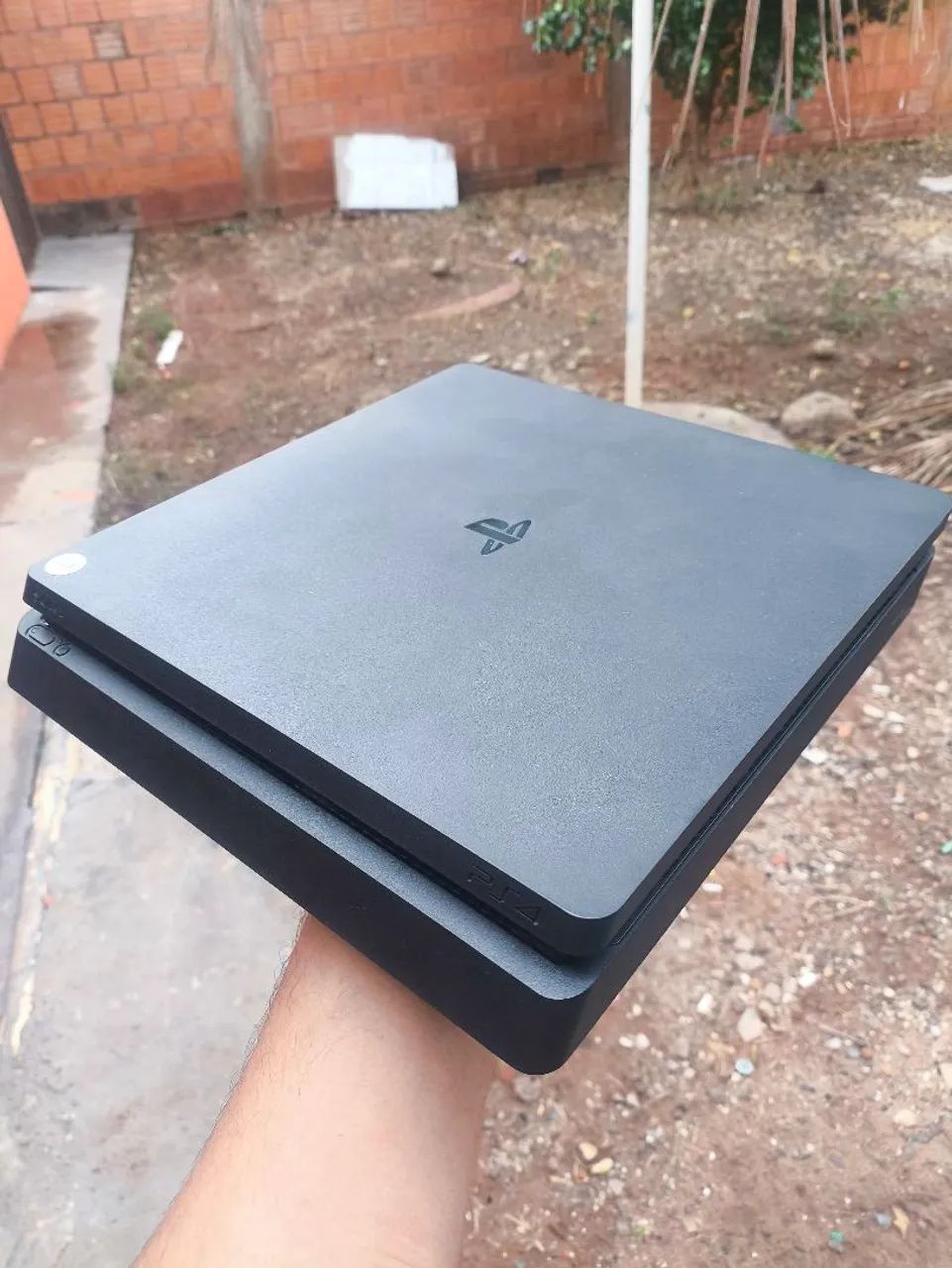 PS4 Slim 1TB - Foto 2
