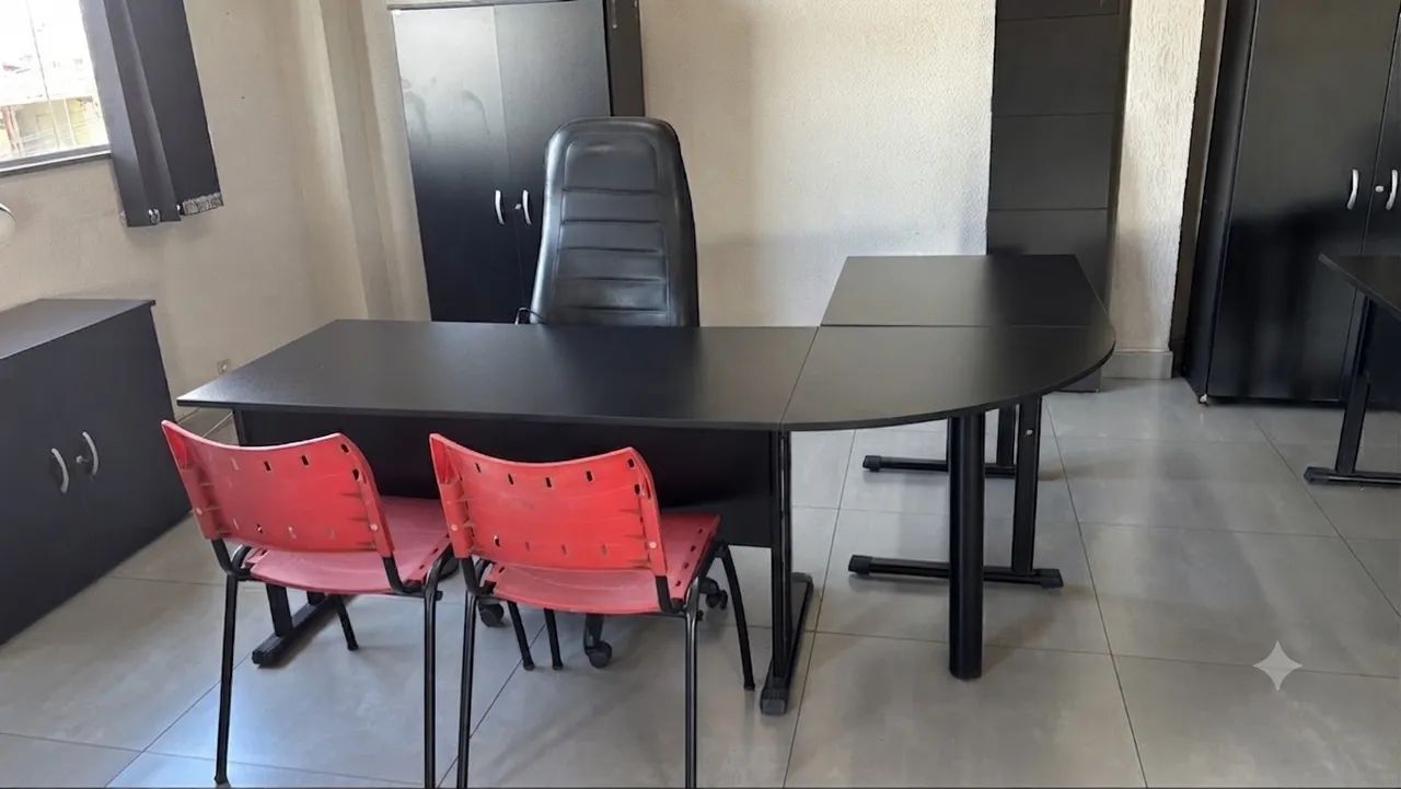 Mesa em L para escritório 