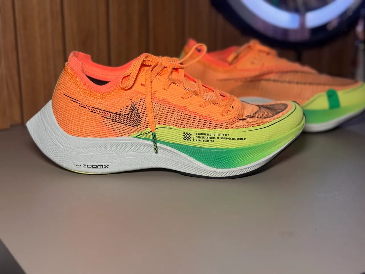 ウェイク　写真② Nike ZoomX Vaporfly Next% 2 - N°37,5 - Calçados Esportivos