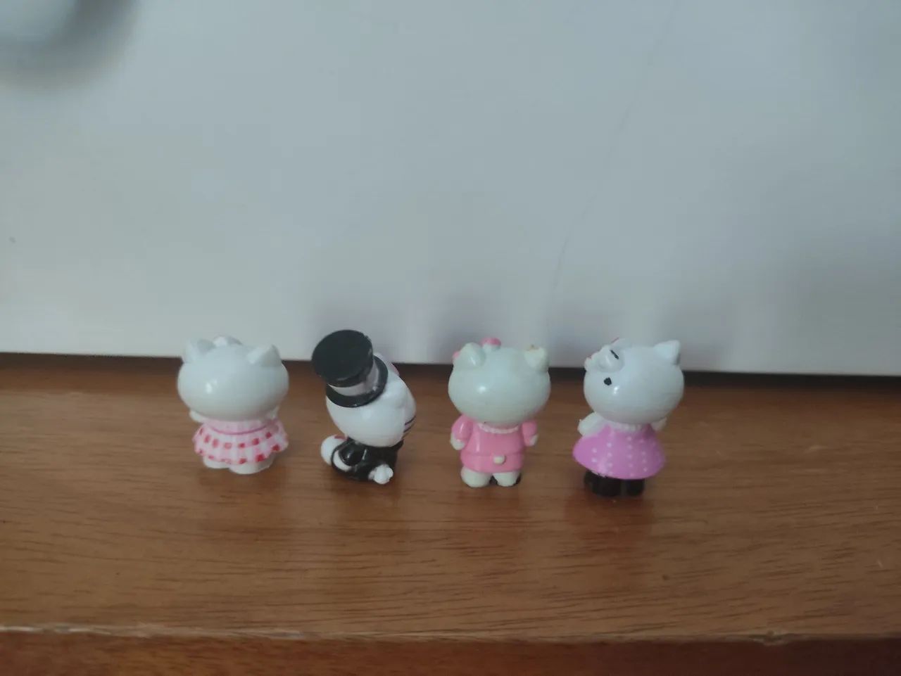 4 miniaturas colecionáveis hello kity  - Foto 2