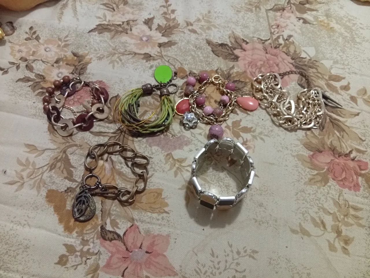Lote 6 Pulseiras Variadas - Estilos Boho, Moderno e Casual