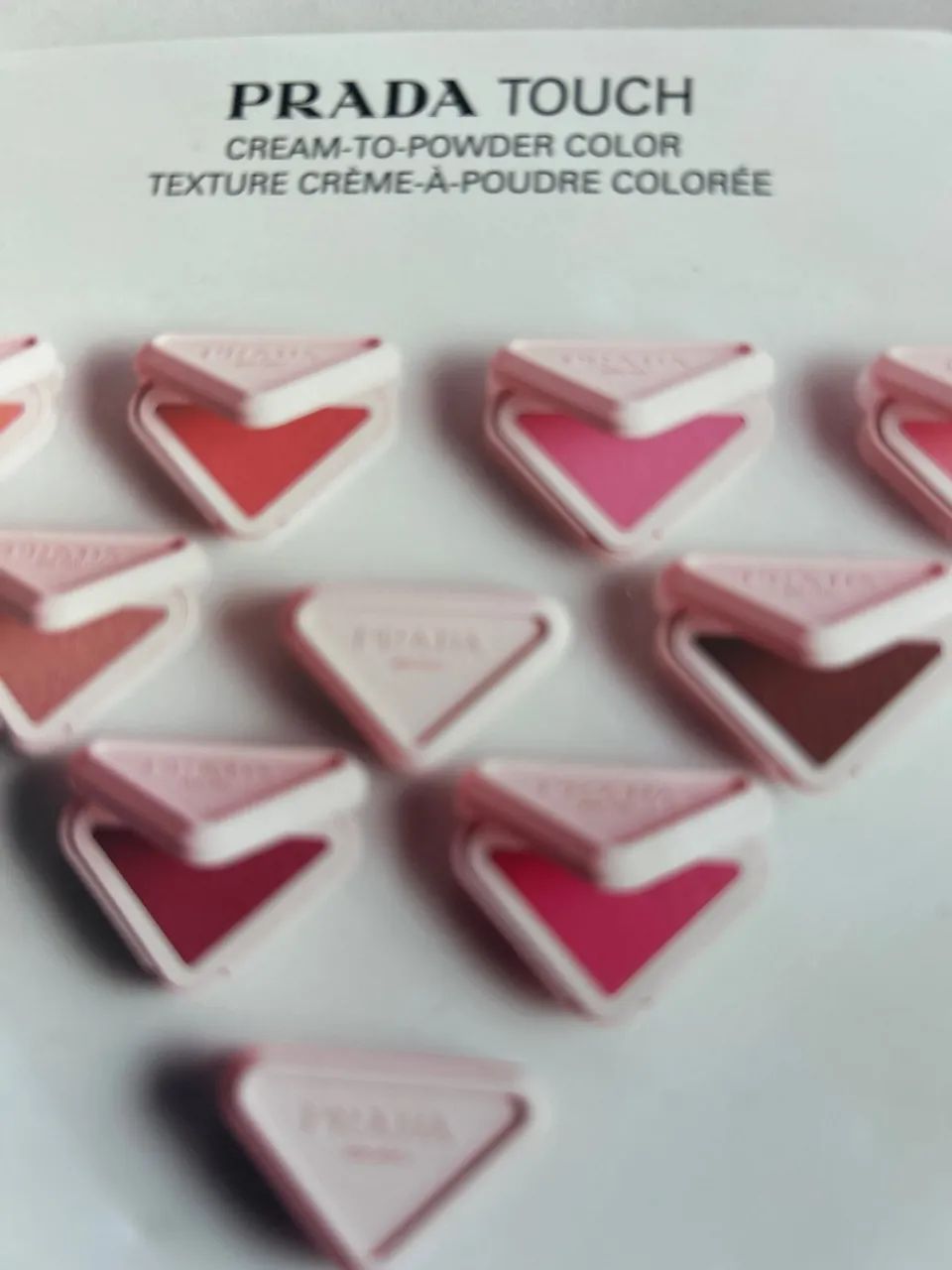 Prada -cream-to-powder