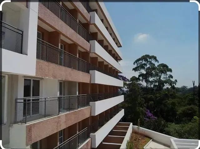 Apartamento na na Granja Viana
