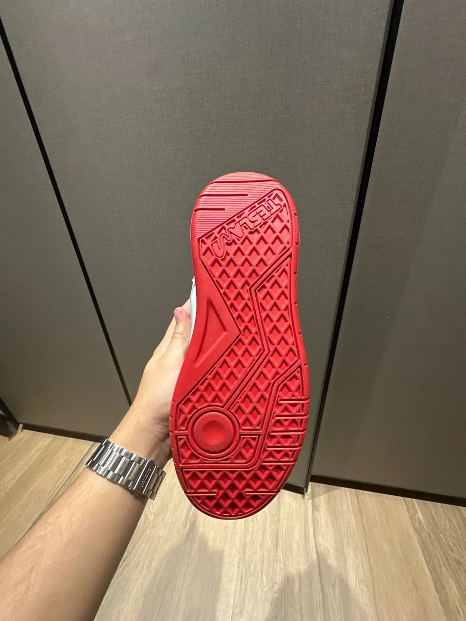 Tenis Tesla Nine Red White Black - Foto 4