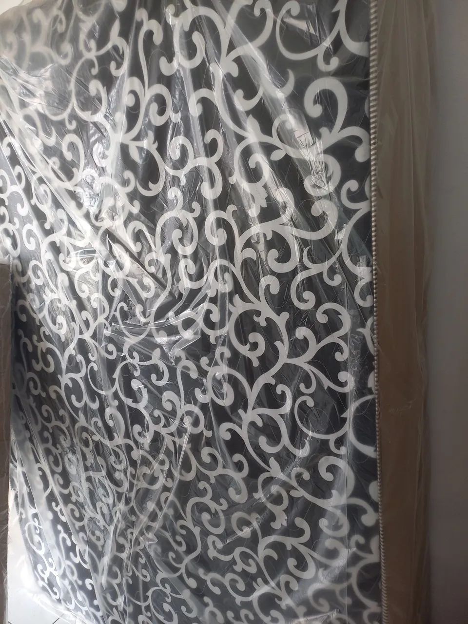 CAMA BOX CASAL 300,00 