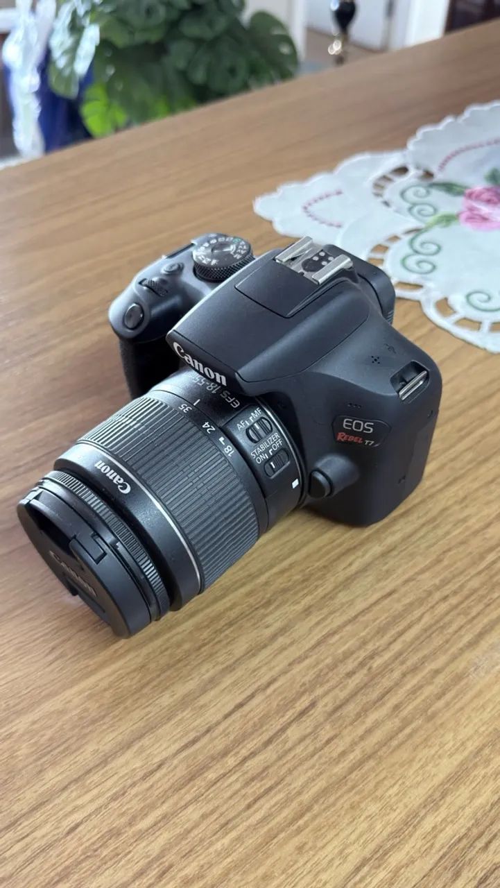 Câmera Canon T7