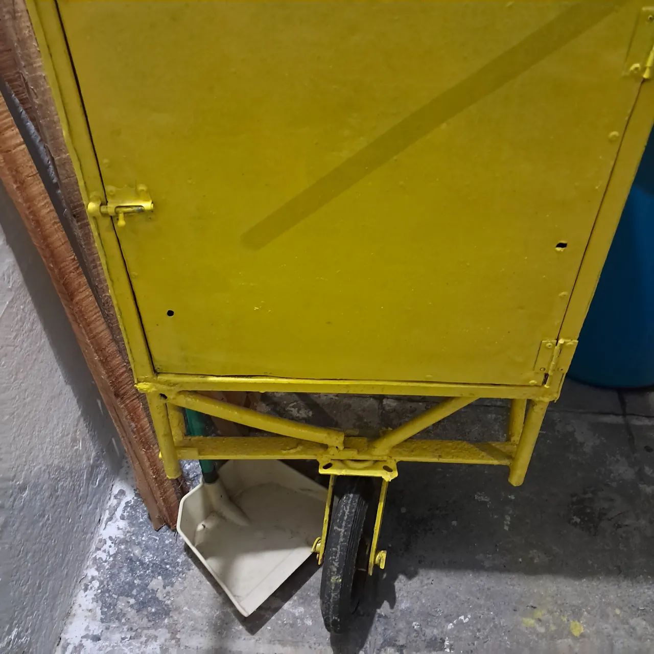 Carrinho de espetinho todo conservado  - Foto 2