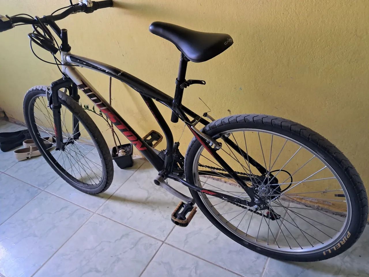 Bicicleta Houston aro 26 21 marchas 