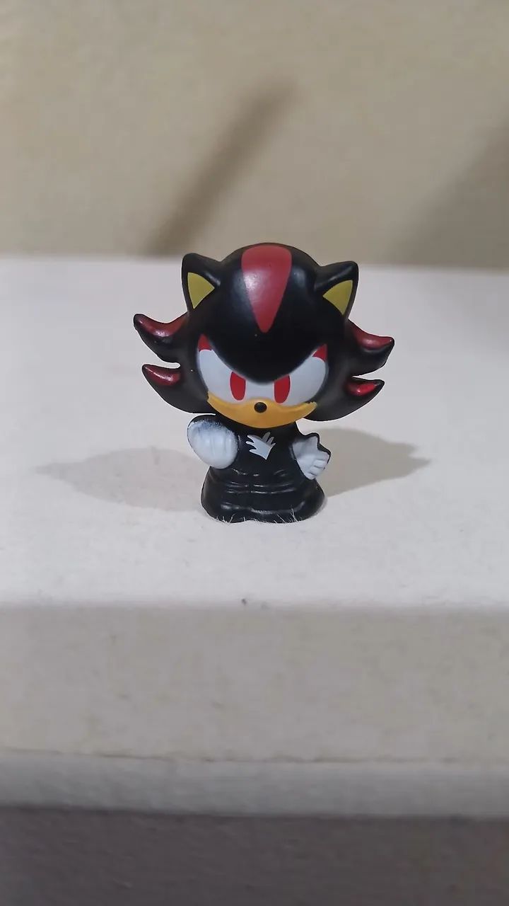 Shadow | Coleção Sonic da Cacau Show 2026