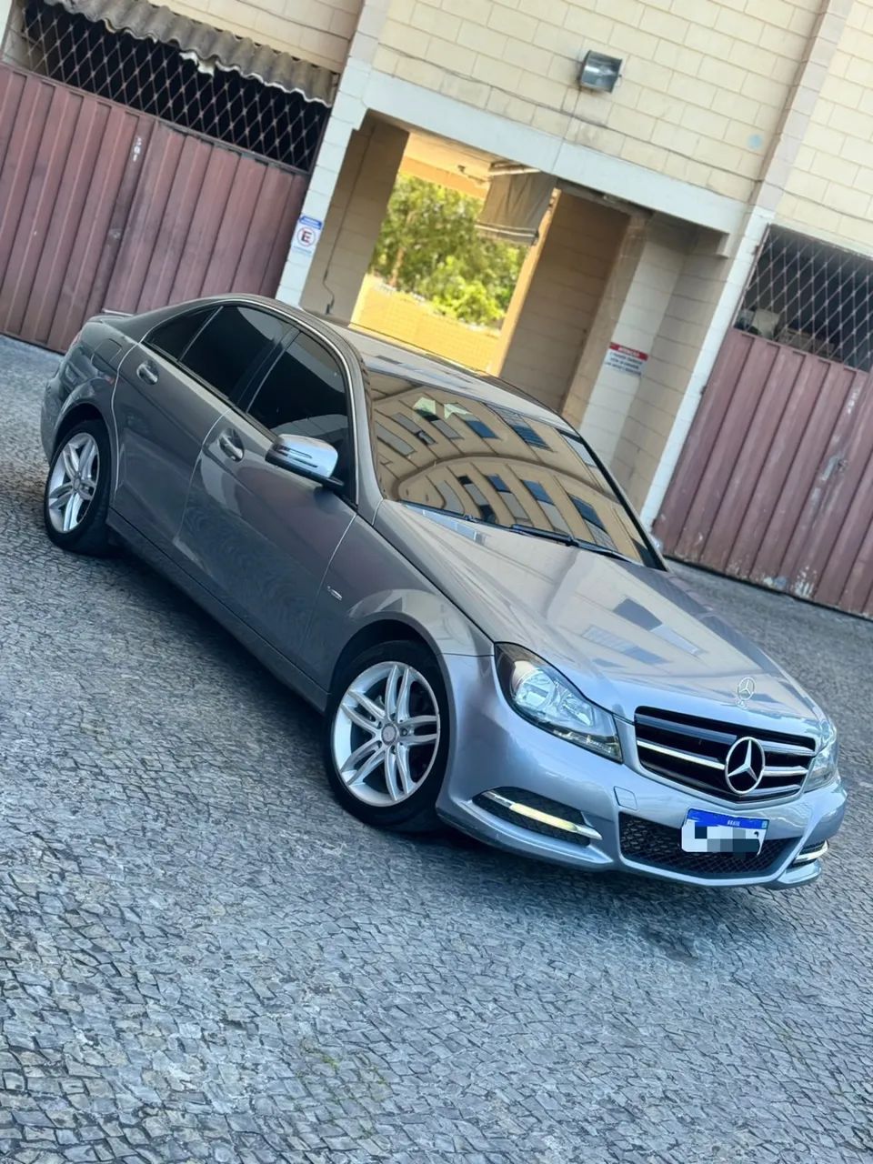 Mercedes-Benz C-180 CGI Classic 1.8 16V 156cv Aut. 2012