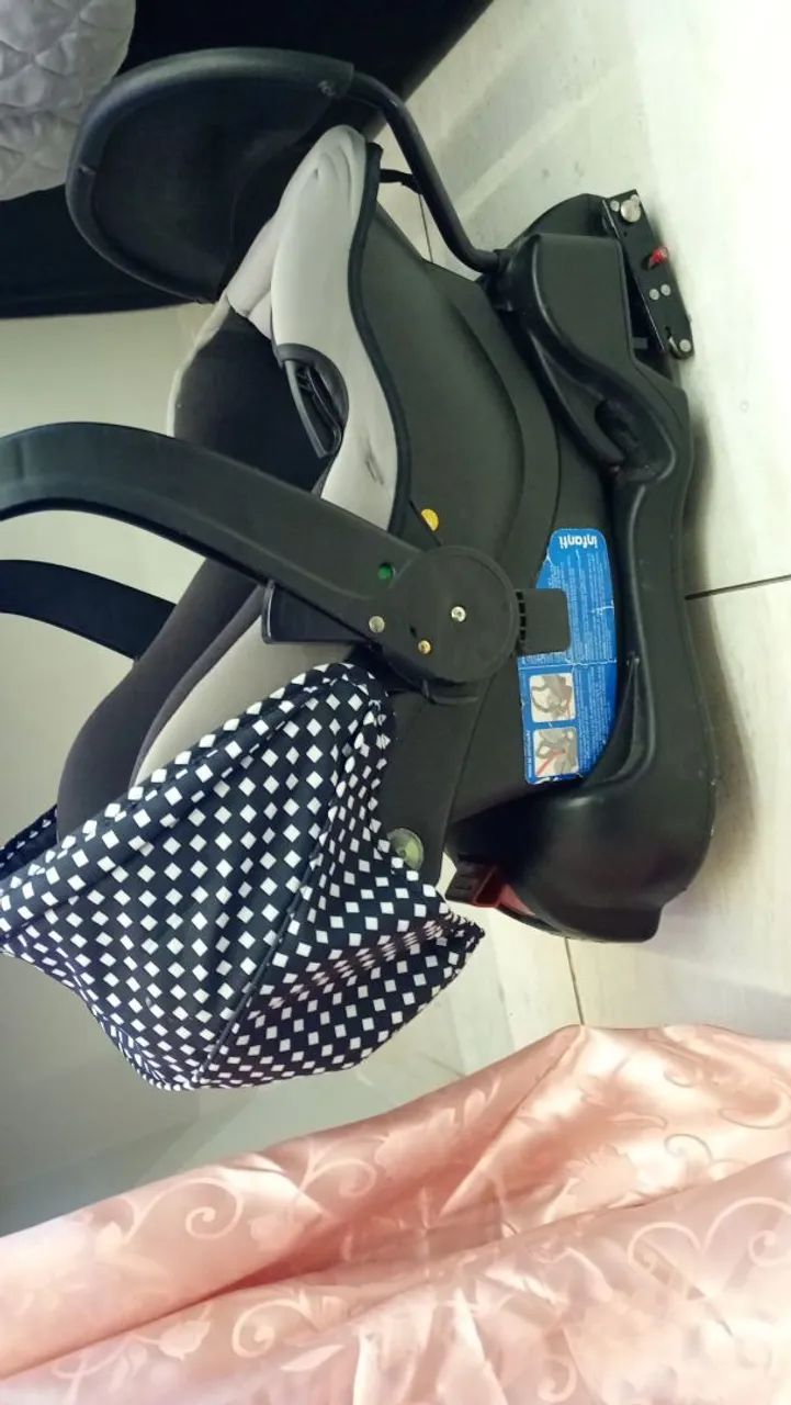 Bebê conforto com Base isofix - Foto 3