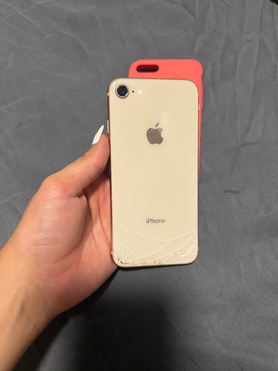 iPhone 8 64GB bateria 100%