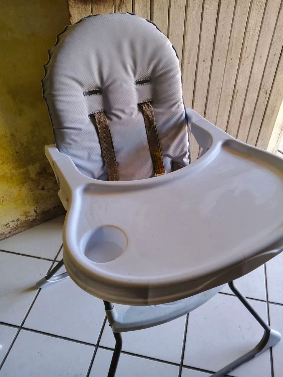 Cadeira de alimentação infantil  - Foto 4