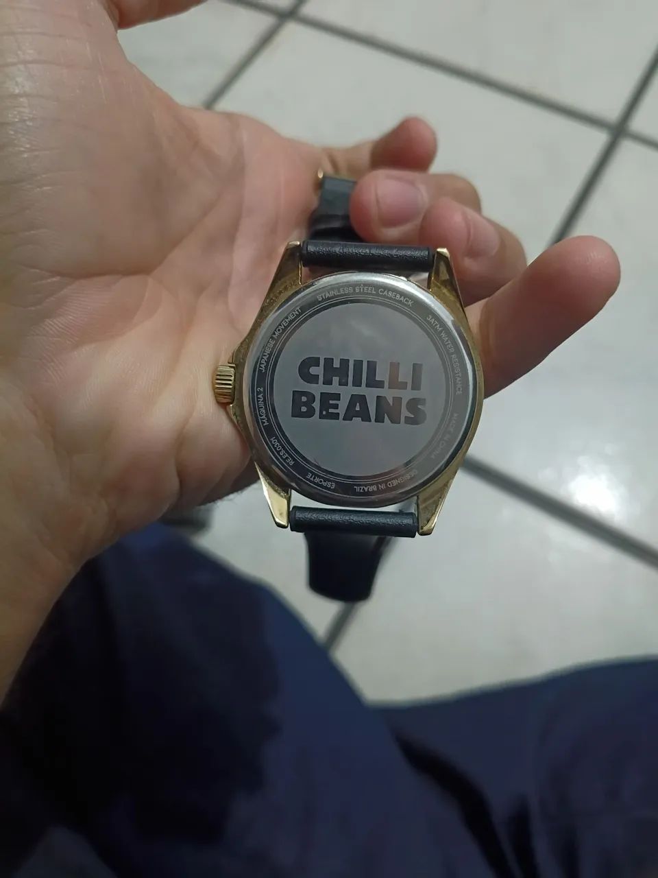 Relógio Chilli Beans Original Dourado com Pulseira Preta | Elegante e Sofisticado - Foto 3