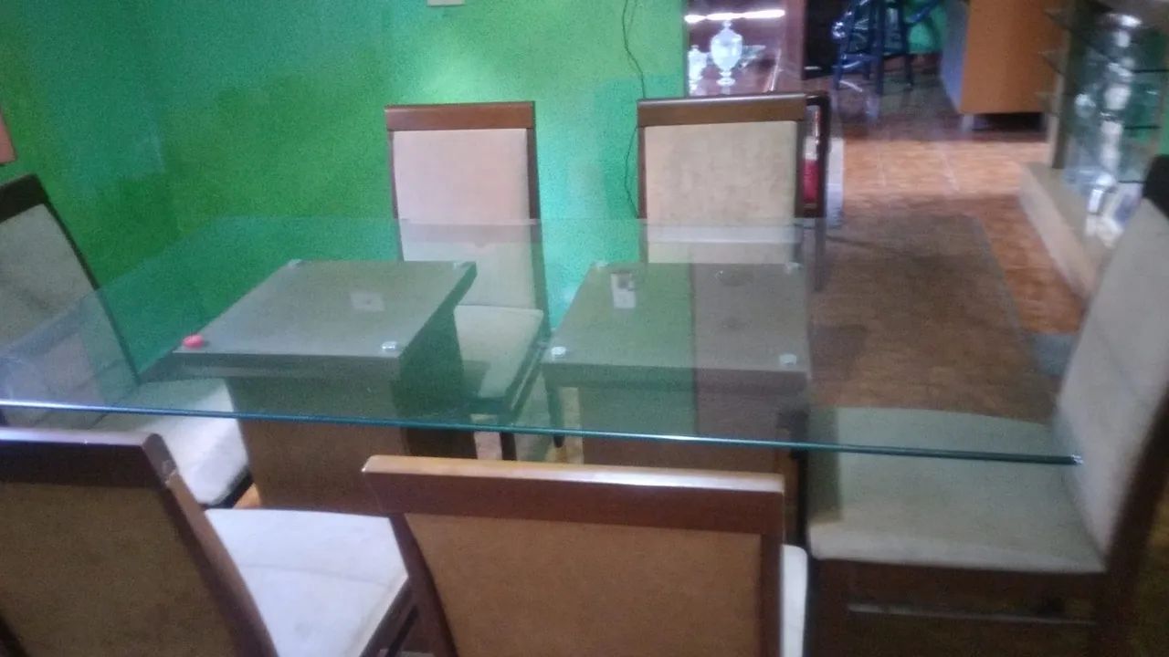 Mesa tampão de vidro com cadeiras - Foto 2