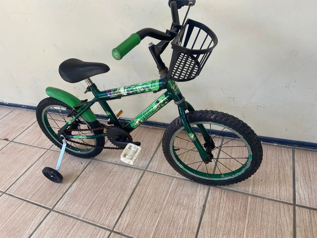 Bicicleta Infantil aro 16 do Hulk - Foto 4