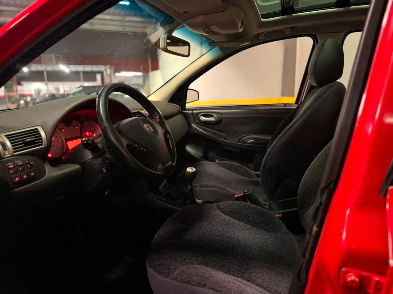 Fiat Stilo Dualogic 1.8 Sporting Flex 8V 5P 2010 - Foto 5