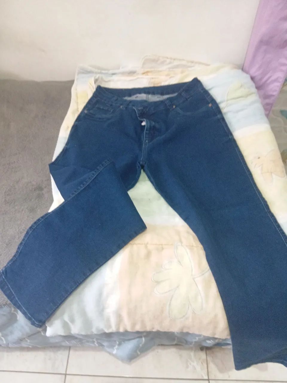Calças jeans novas  - Foto 3