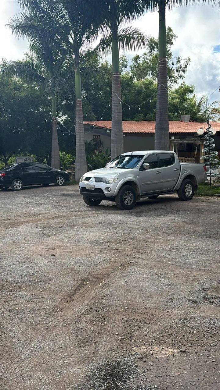 Mitsubishi L200 L200 Triton HPE 3.5 CD V6 24V Flex Aut. 2010
