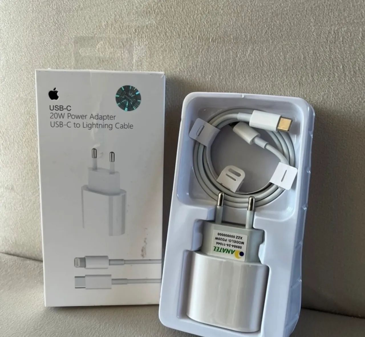 Carregador de iPhone 