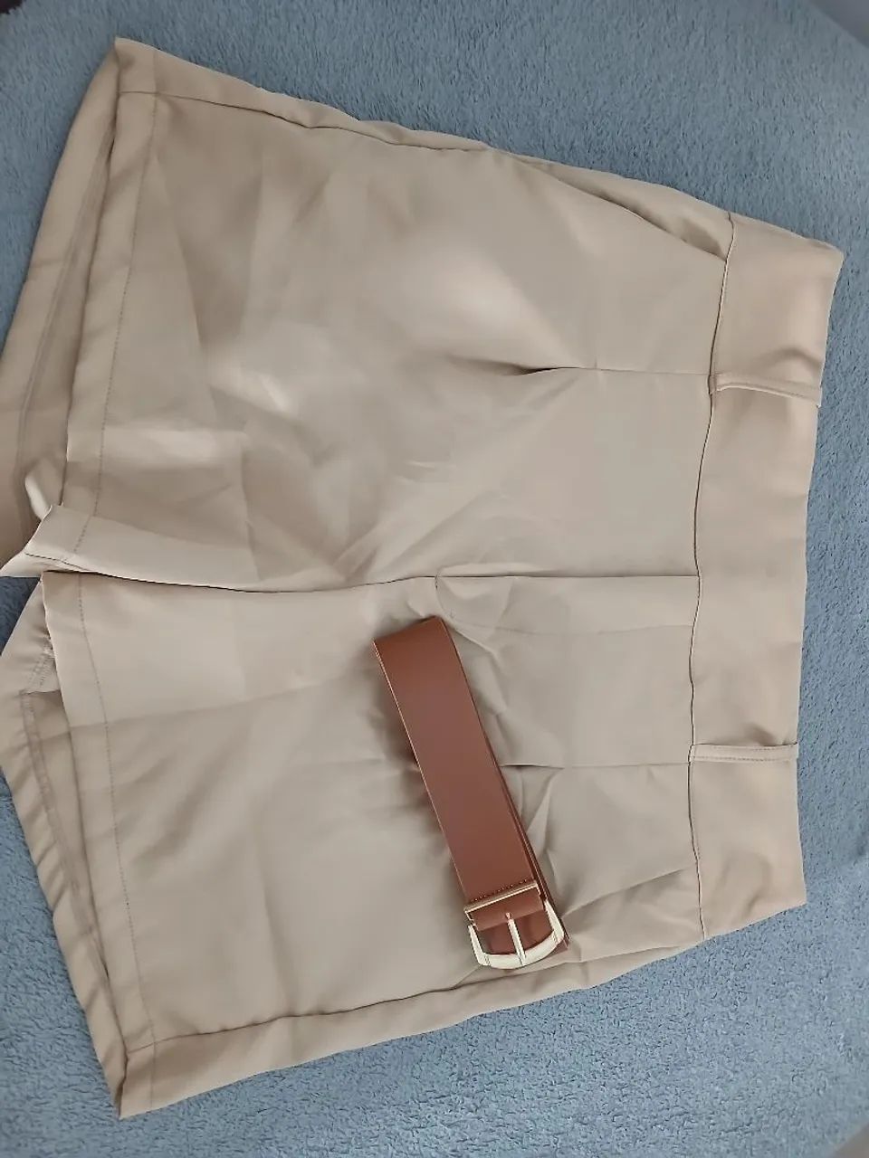 Short em Alfaiataria perfeito (plus size 46) com cinto  - Foto 4
