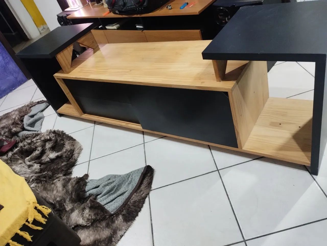 rack para sala madeira maciça   - Foto 4