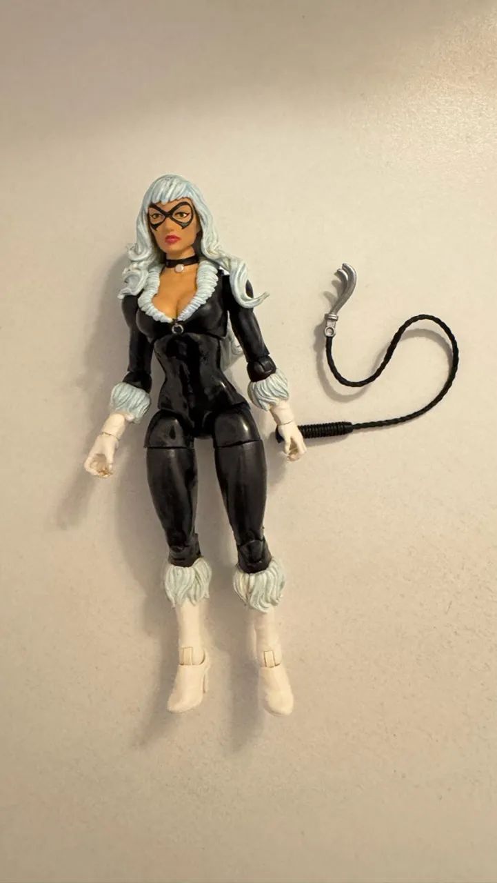 Marvel Legends Gata Negra